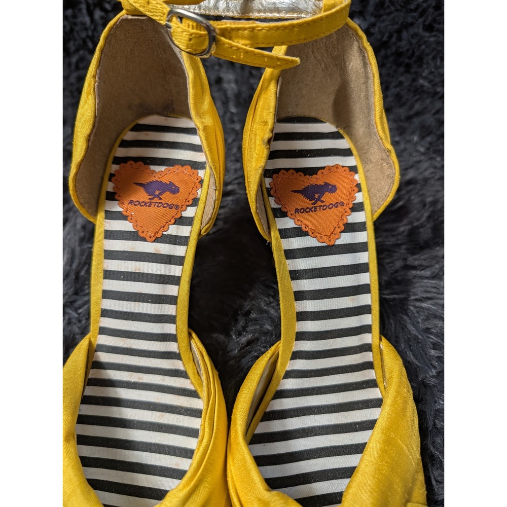Rocket Dog Yellow Fabric Ankle Strap Heels Knotted Toe Striped Insole 8.5M C249 - Picture 6 of 10